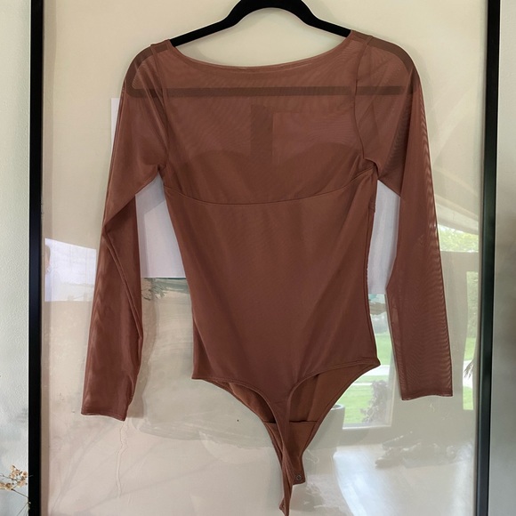 Abercrombie Long Sleeve Mesh Sweetheart Bodysuit - Picture 4 of 4